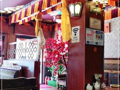 -嘎咓讓咘藏餐厅(团结新村店)