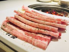 满心尝五花肉-本家韩国烤肉(青岛万象城店)