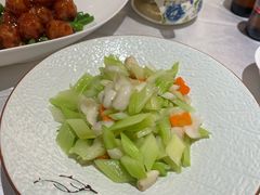 -聚春园自助餐厅(东街口店)