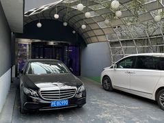 -桔子酒店(南京新街口张府园地铁站店)