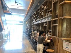 -星巴克臻选(湖滨道店)
