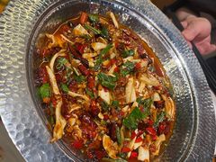 -老滇山寨•云南特色菜•地方菜•民族风情歌舞表演(金碧店)