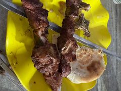 -烤肉小伙烤肉店
