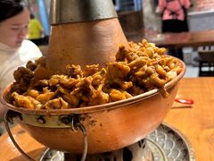 -炉小二铜锅牛蛙•川湘菜(三里屯店)