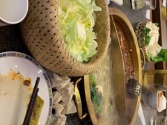 -小天鹅火锅·一线江景洪鼎旗舰店(洪崖洞店)
