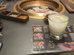 -铭牛烧肉·和牛海鲜自助(高新月牙湖店)