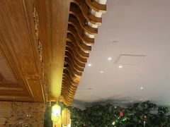 -八府香鸭·啫啫煲(华山路店)