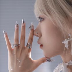 -IDO美甲美睫