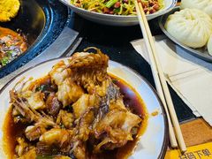 -刘淑芬·活鱼铁锅炖(北京首店)