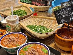 -云阿蛮云南生烫牛肉米线(奉贤路店)