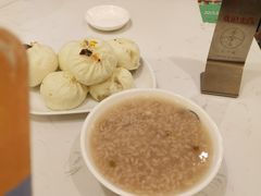 -李与白包子铺(桐梓林店)