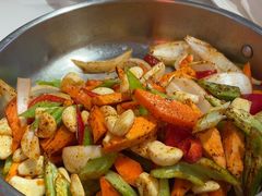 -黄记煌三汁焖锅(新佳丽江汉路店)