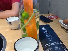 -山城外·非遗酸菜鱼(新都汇融店)