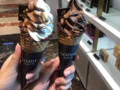 -GODIVA(月星环球港店)