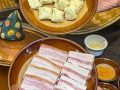 -阿山卓·野生菌火锅·纳西火塘烤肉