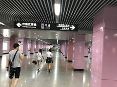 -四川北路(地铁站)
