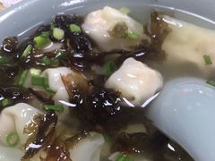 鲜肉小馄饨-桐香园小笼包(百井坊巷店)