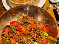 小炒黄牛肉-乔街深夜食堂·小龙虾·高压锅生蚝(杭州总店)