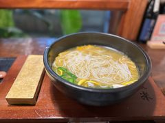 -银米·云南传统过桥米线(双廊黑金冠店)