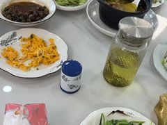 -七的湖·晚芳亭·阳澄湖农家菜·大闸蟹(莲花岛店)