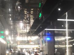 大堂-捞王锅物料理(上海世茂广场店)