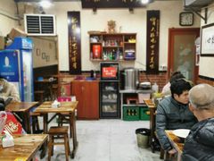 大堂-朱大嘴肥肠血旺(福字街店)