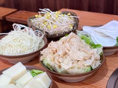 -黔三一夺夺粉酸汤火锅(百信店)