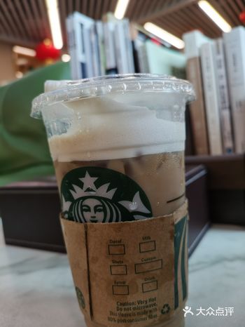 越来越难写下点东西 凌晨6点,已是熙熙攘攘的人群