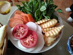 -三锅莊·牦牛肉火锅·香格里拉特色藏餐宴请餐厅(菱角塘路店)