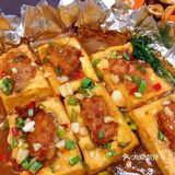 家住在这附近,家庭聚会固定地点之一。包间多