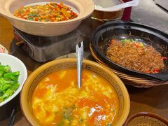 -富正毅三下锅·湘西韵味(天门山索道店)