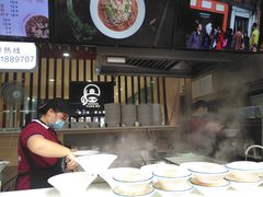 -钟方模白家肥肠粉(春熙店)