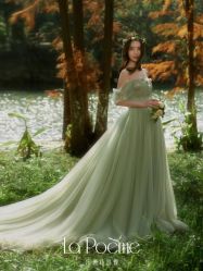 -乐派诗婚纱摄影