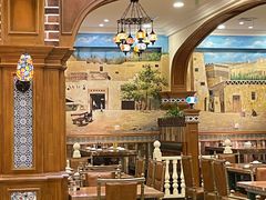 大堂-清真·玛丽亚新疆菜主题餐厅(浙江中路店)