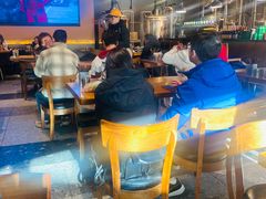 -HUZI虎滋精酿餐吧(京西大悦城店)