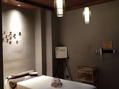 -金色春天.美颜康体纯正SPA(黄泥磅店)