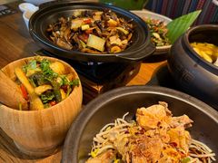 -云海肴·汽锅鸡·云南菜(天山百盛优客店)