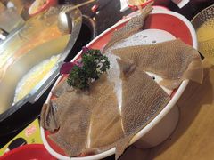 -谭公鱼头·鲜鱼火锅·小龙虾·江湖菜(秀沿路店)
