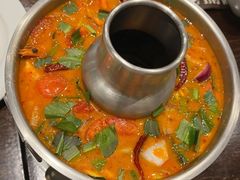 -Chom Cafe and Restaurant