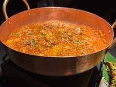 铜锅油焖鸡-Ameigo梅果·云贵川bistro(长宁来福士店)