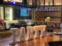 -JINNS锦时 steak&pizza(浸信会礼拜堂旧址店)
