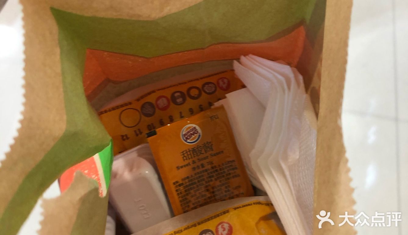 吃完饱饱的 特别满足啊 就是周末排队的人太多了