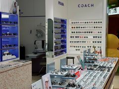 -美式眼镜·授权蔡司.依视路.尼康.豪雅.明月(南翔印象城店)