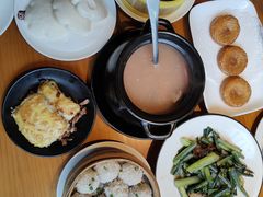 -莲餐厅·湖北菜·藕汤老手艺(愚园路店)