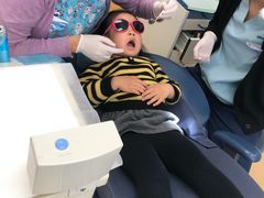 -瑞尔齿科(上海长风大悦城店)