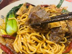 -方铲铲·成都板凳面(滨江银泰店)