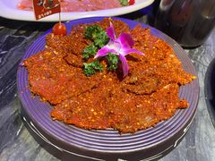 -热火朝天鲜切牛肉火锅(南强街巷店)