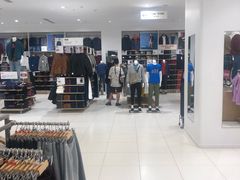 -优衣库(红谷滩万达店)