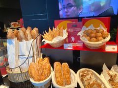 -Salon de The de Joel Robuchon(外滩18号店)