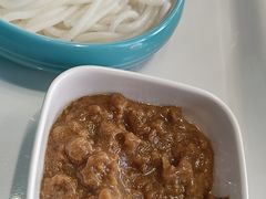 -灵芝妹子海鲜米线(劳动公园店)